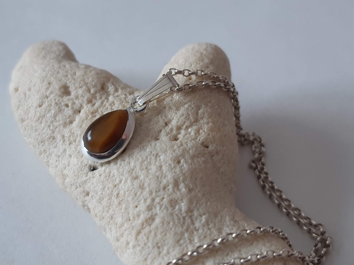 Small tiger eye pendant, set in 92.5 sterling silver, teardrop pendant, silver chain option