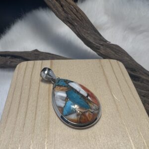 Spiny Oyster Turquoise Pendant: Stunning 92.5 Sterling Silver Jewelry Piece